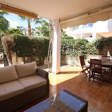 Bajo De 2 En Puerto Rey Apartment